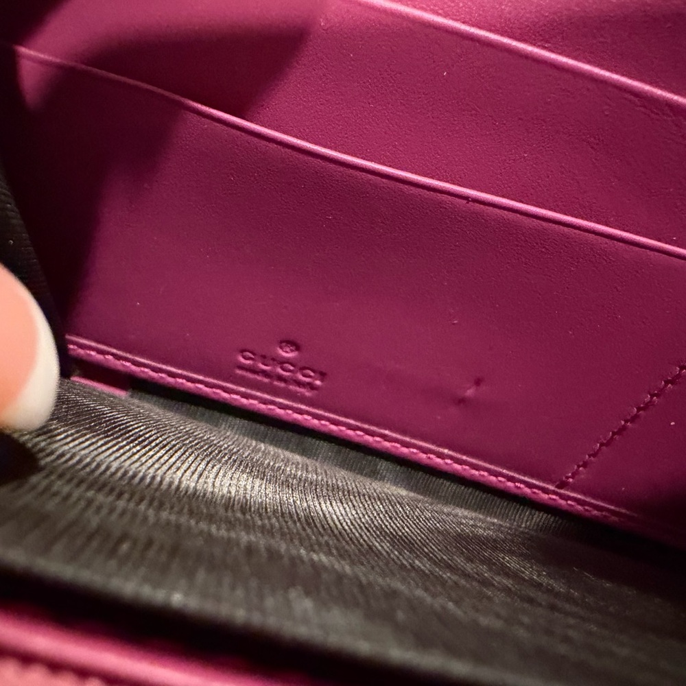 Gucci Wallet - Great Condition! 100% Authentic! - Picture 5 of 7